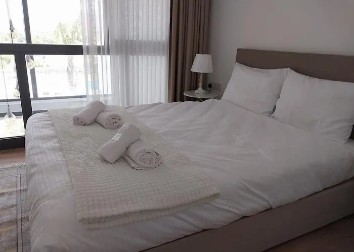 Retreat, Block B1, Unit 11